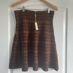 Extremely flattering Aline skirt